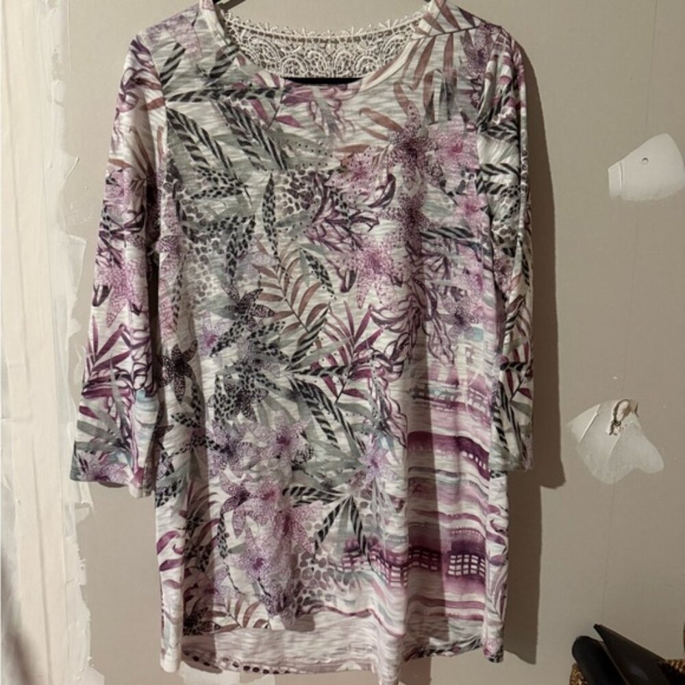Northern Reflections Multicolor Floral Tunic